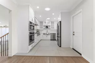 181 Corte Maria Ave, Chula Vista, CA 91910 - Photo 15