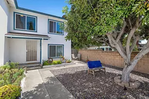 5676 Chateau Dr, San Diego, CA 92117 - Photo 3