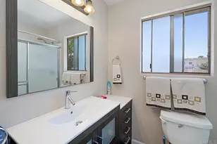 5676 Chateau Dr, San Diego, CA 92117 - Photo 25