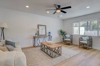 952 Galapago St, Spring Valley, CA 91977 - Photo 5