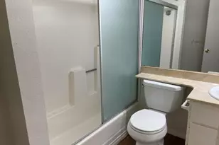 1740 Upas St, San Diego, CA 92103 - Photo 15