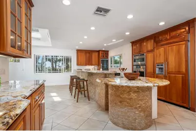 5861 College Avenue, San Diego, CA 92120 - Photo 17