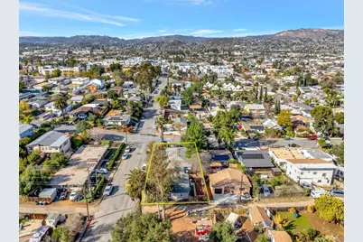 406 26 S Grape St, Escondido, CA 92025 - Photo 13