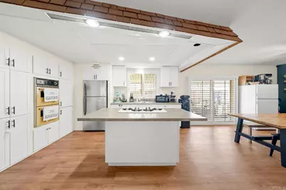 2700 E Valley Parkway #Spc 3, Escondido, CA 92027 - Photo 9