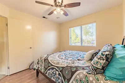 1433 Grey Oaks Court, Oceanside, CA 92056 - Photo 33