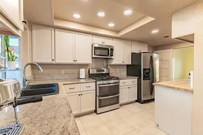 1433 Grey Oaks Court, Oceanside, CA 92056 - Photo 11