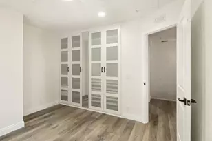 8262 Gilman Dr, La Jolla, CA 92037 - Photo 23