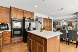 10496 Celestial Waters Dr, Spring Valley, CA 91977 - Photo 11