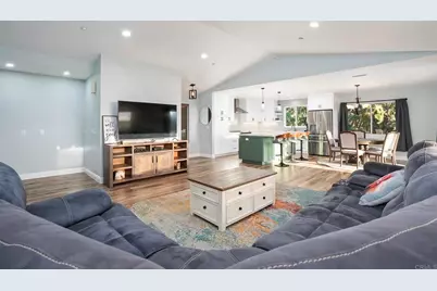 2792 La Cresta Rd, El Cajon, CA 92021 - Photo 7