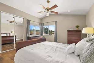 1095 Winding Oak Dr, Chula Vista, CA 91910 - Photo 17