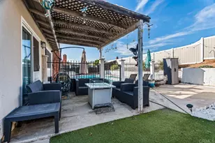 10458 Susie Pl, Santee, CA 92071 - Photo 17