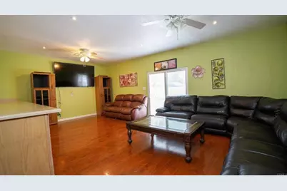 538 Felicita Avenue, Spring Valley, CA 91977 - Photo 13