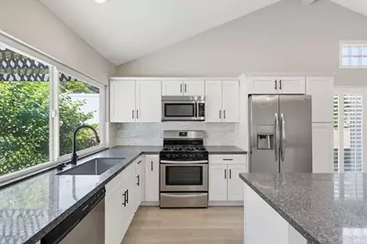 8662 Robles Drive, San Marcos, CA 92119 - Photo 17