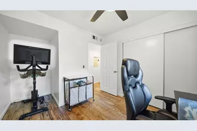 2956 C St #15, San Diego, CA 92102 - Photo 29