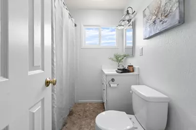 9048 Willowgrove Place, Santee, CA 92071 - Photo 13