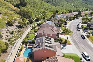 827 Via Barquero, San Marcos, CA 92069 - Photo 5