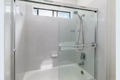 4084 Crystal Dawn Lane #105, San Diego, CA 92122 - Photo 19