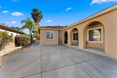 241 Melbourne Glen, Escondido, CA 92026 - Photo 5