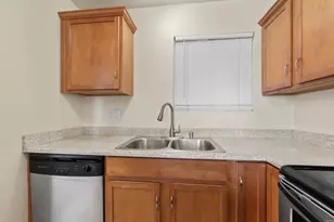 3285 Ocean View Blvd, San Diego, CA 92113 - Photo 17