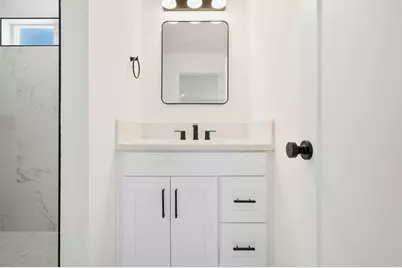 2537 Davis Avenue, Carlsbad, CA 92008 - Photo 47