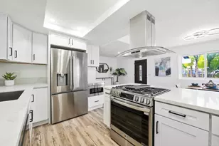 2537 Davis Ave, Carlsbad, CA 92008 - Photo 9