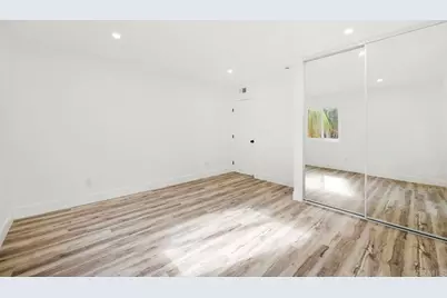 2537 Davis Avenue, Carlsbad, CA 92008 - Photo 19