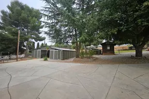 40275 Avenida Cerrovista, Cherry Valley, CA 92223 - Photo 23