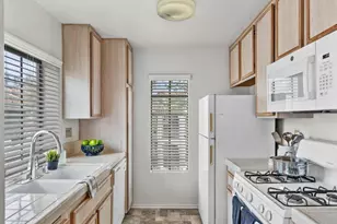 10684 Dabney Dr, San Diego, CA 92126 - Photo 13