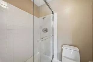 10974 Creekbridge Pl, San Diego, CA 92128 - Photo 23