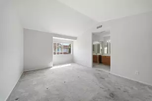 10974 Creekbridge Pl, San Diego, CA 92128 - Photo 19