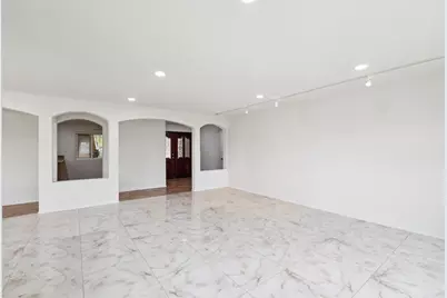 1943 Brookhurst Dr, El Cajon, CA 92019 - Photo 11