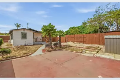 519 S 33rd Street, San Diego, CA 92113 - Photo 5