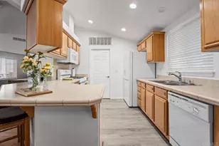 10770 Black Mountain Rd, Mira Mesa, CA 92126 - Photo 15