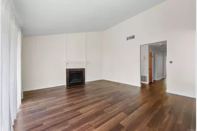 7780 Parkway Drive #1602, La Mesa, CA 91942 - Photo 5
