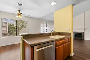 7780 Parkway Dr, La Mesa, CA 91942 - Photo 11