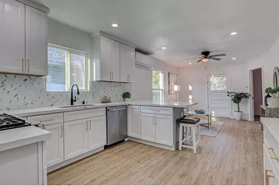 122 S 20th Street, San Diego, CA 92113 - Photo 13