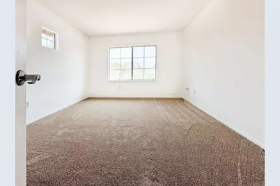 512 Bayona Loop, Chula Vista, CA 91910 - Photo 13