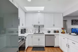 9201 Brookside Cir, Spring Valley, CA 91977 - Photo 9