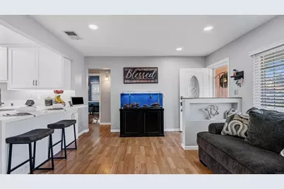 9201 Brookside Circle, Spring Valley, CA 91977 - Photo 11