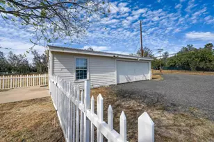 354 Magnolia Ave, Ramona, CA 92065 - Photo 9