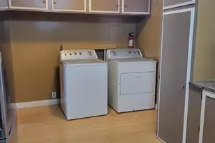 1525 W Oakland Ave, Hemet, CA 92546 - Photo 33