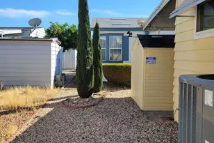1525 W Oakland Ave, Hemet, CA 92546 - Photo 53