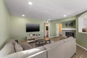 39082 Via Las Quintas, Murrieta, CA 92562 - Photo 7