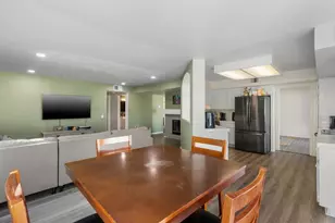 39082 Via Las Quintas, Murrieta, CA 92562 - Photo 9