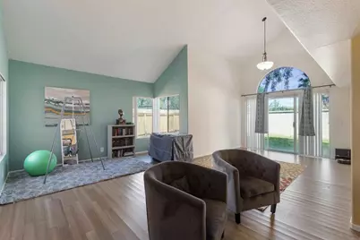 39082 Via Las Quintas, Murrieta, CA 92562 - Photo 3