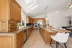 12055 Tretagnier Cir, San Diego, CA 92128 - Photo 19