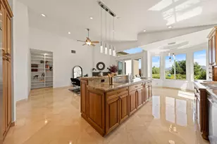 12055 Tretagnier Cir, San Diego, CA 92128 - Photo 17