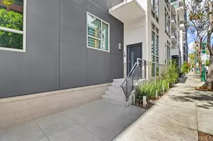 425 W Beech St, San Diego, CA 92101 - Photo 3