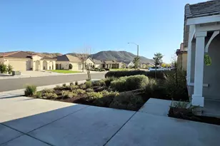 32380 Wild West Ct, Winchester, CA 92596 - Photo 47