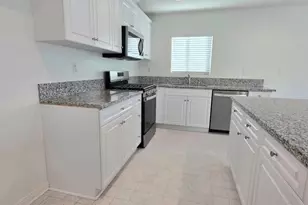 32380 Wild West Ct, Winchester, CA 92596 - Photo 17